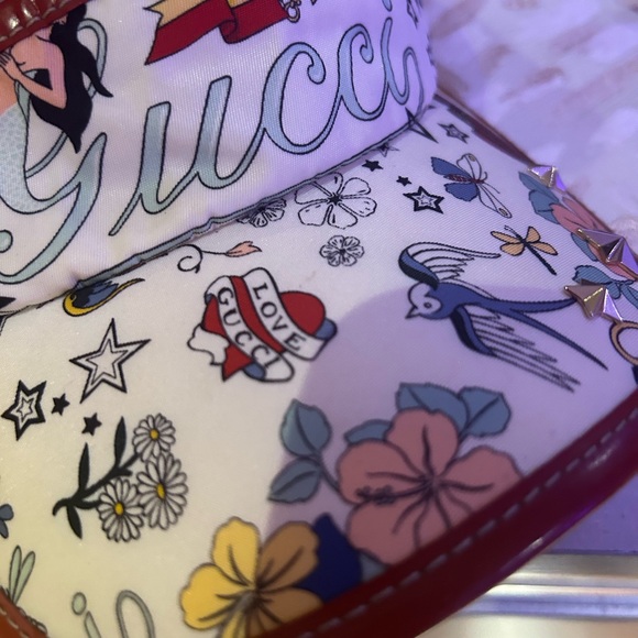 SUPER RARE GUCCI Vintage Mermaid Tattoo Stars Tie Visor!!! - Picture 12 of 16